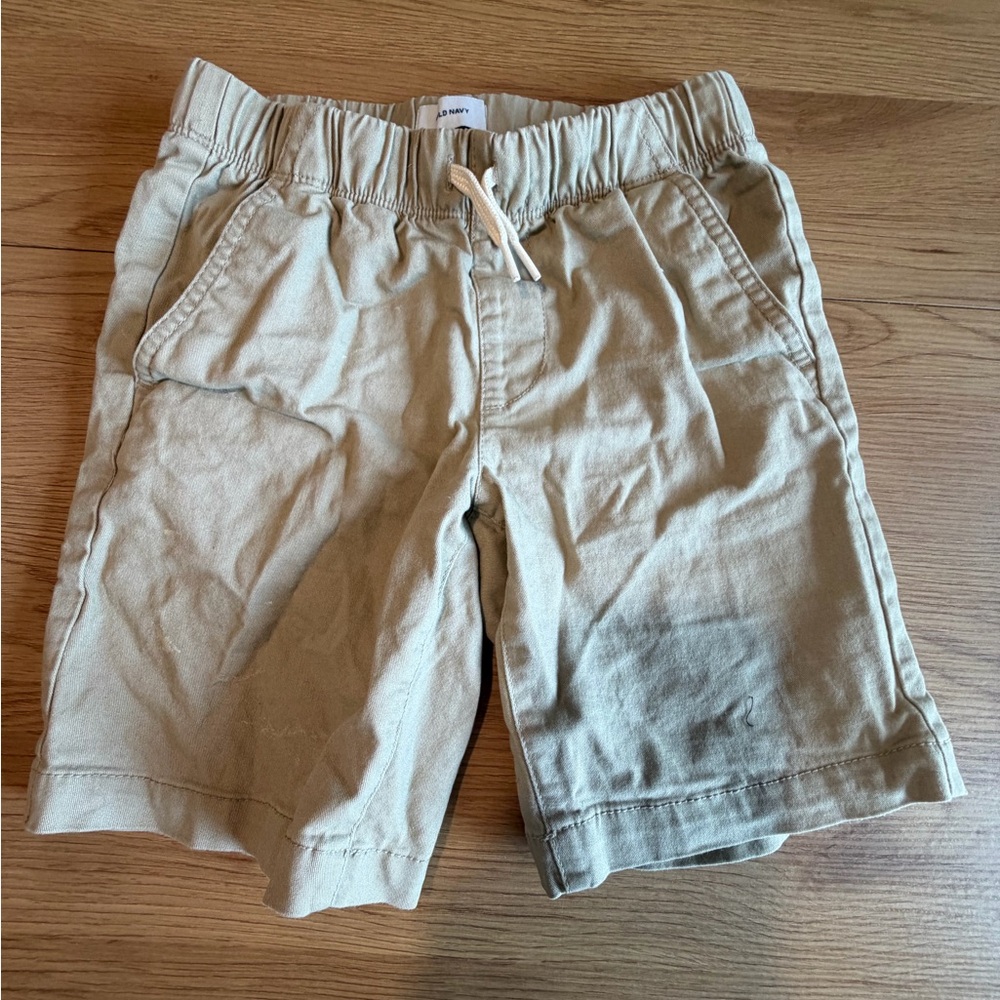 Old Navy Khaki Elastic Waist Shorts